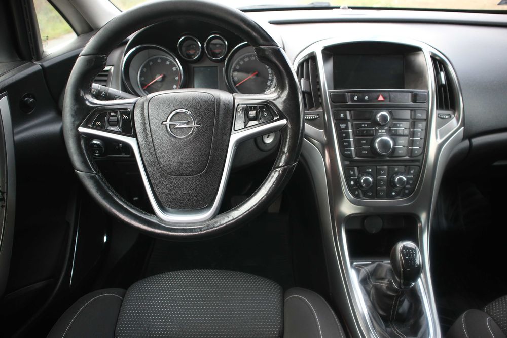 Opel Astra Benzyna Zarejestrowana Zadbana