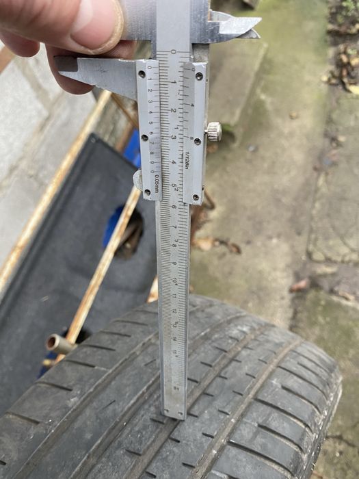 Продам б/у резину hankook 195/50/15 комплект 2500грн