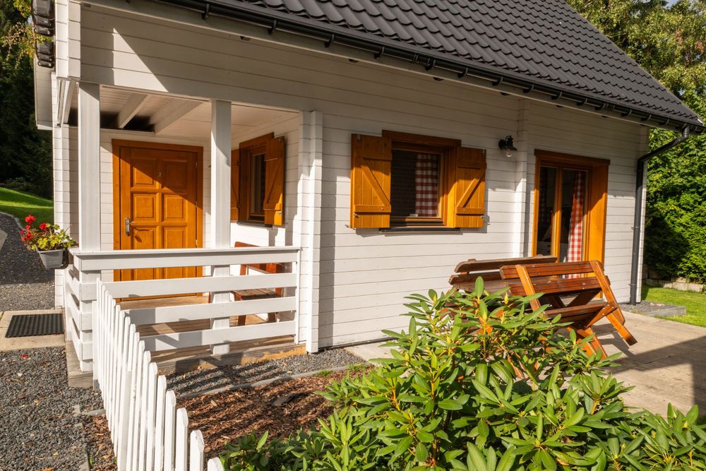 Górskie Domki - sauna i jacuzzi (dom lub pokoje)