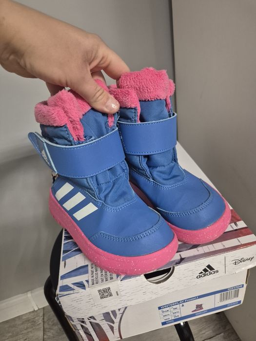 Adidas Winterplay Frozen I śniegowce dziecięce 26,5