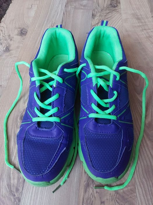 Buty sportowe 44
