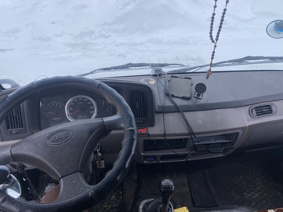 Грузовий автомобіль JAC HFC1045K