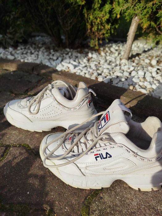Sportowe buty damskie