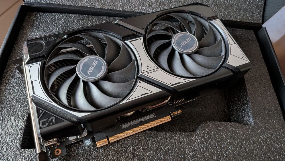 Asus GeForce RTX 5060 Ti Dual OC 16GB