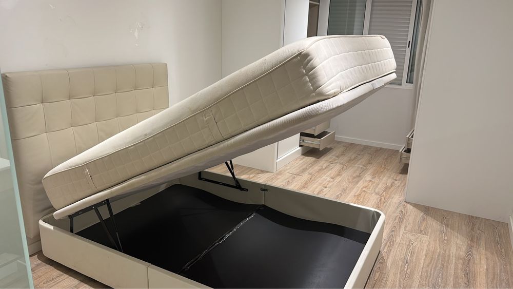 Cama casal Box com cabeceira