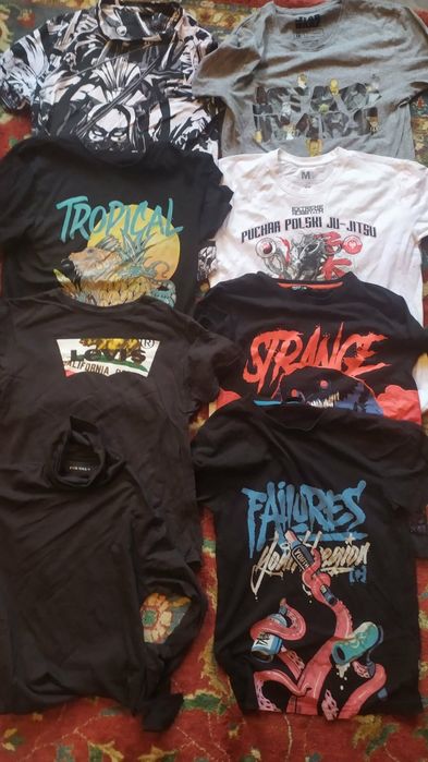 Spodnie i t-shirts