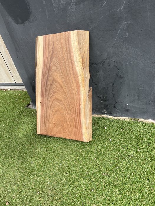 Tábua de Acácia Maciça – Peça Única