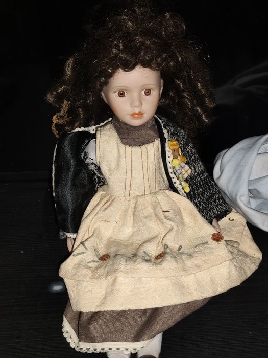 Boneca  de porcelana