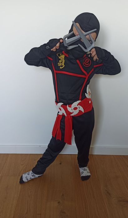 Nowy strój, kostium Czarnego Ninja Ninjago (Rozm.104)