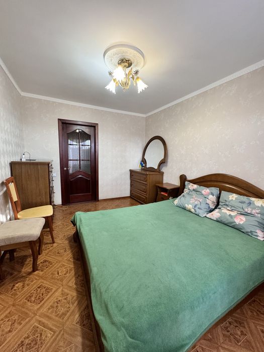 Продам трехкомнатную квартиру