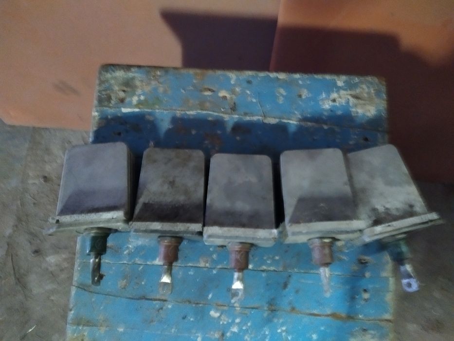 Продам диоды Д2 25