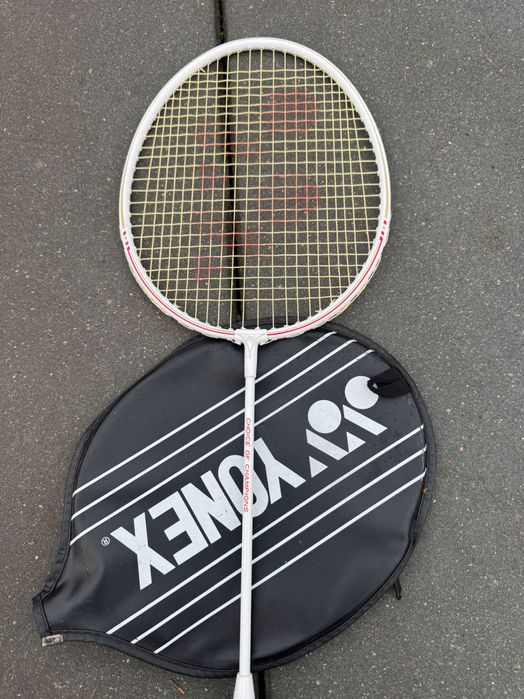 badminton yonex choice of champions  b-610snw