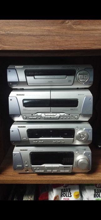 Wieża z głośnikami