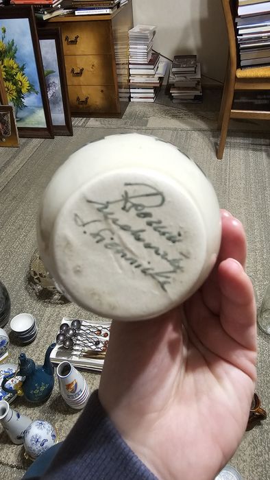 Recznie malowany wazonik