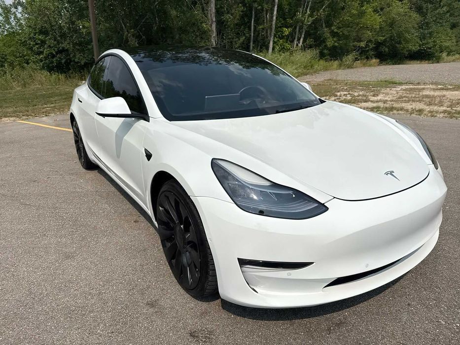 Tesla Model 3 Performance      2022