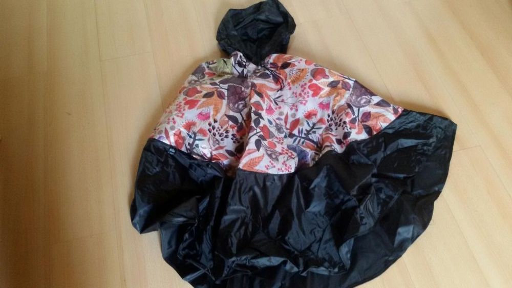 Peleryna oriflame S/M/L/XL