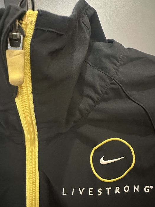 олімпійка вітровка Nike livestrong