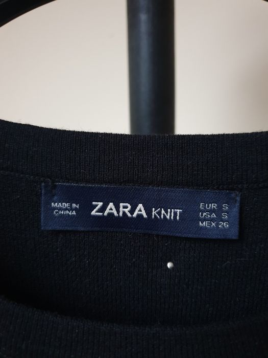 Bluzka dzianinowa z perłami Zara