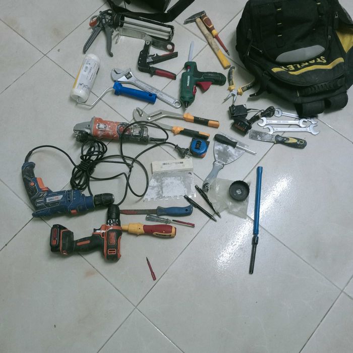 Ferramentas , furadeira, rebarbadora, parafusadeira