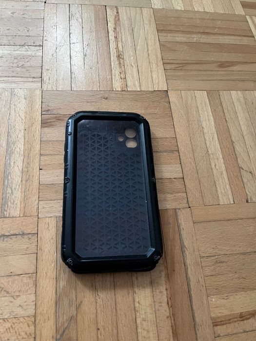 Etui wodoodporne, pancerne IPhone 11