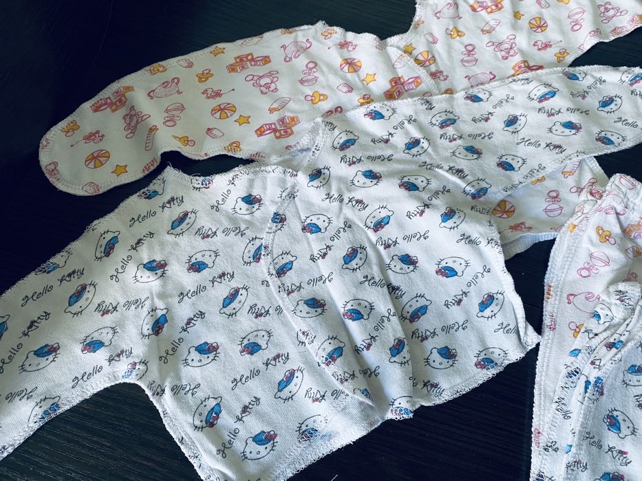 распашонки, ползунки, шапочка - набор в роддом