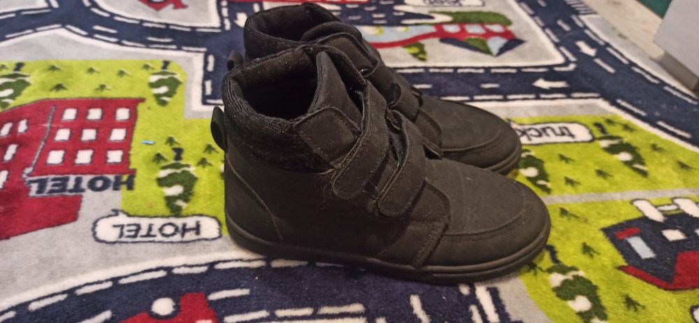 Buty młodzieżowe jesienne