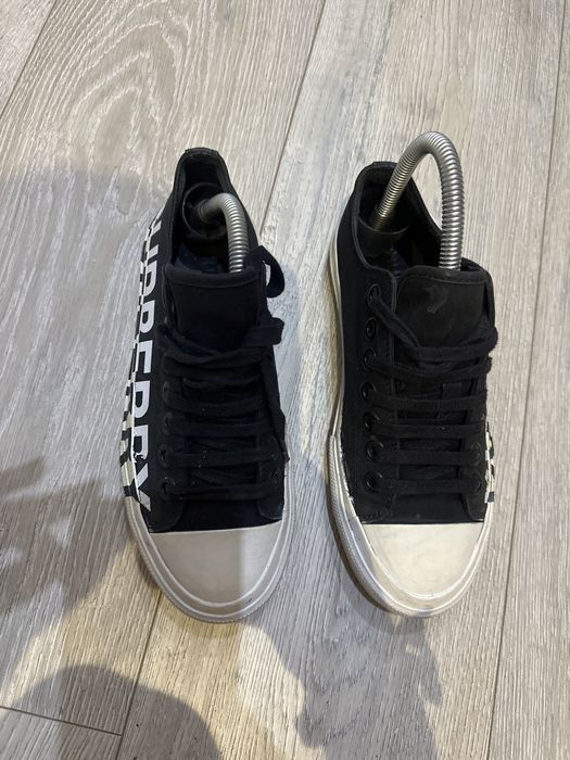 Czarnw buty Burberry rozmiar 36