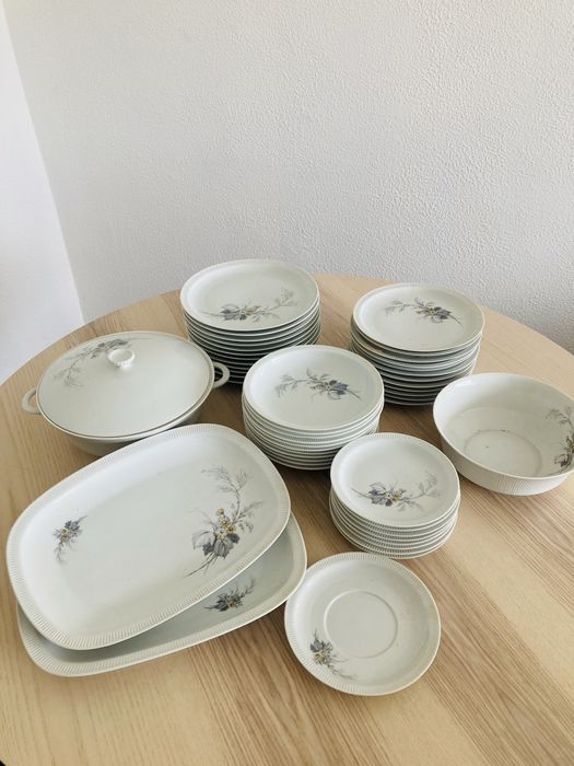 Porcelain Tableware Set479289343235205120