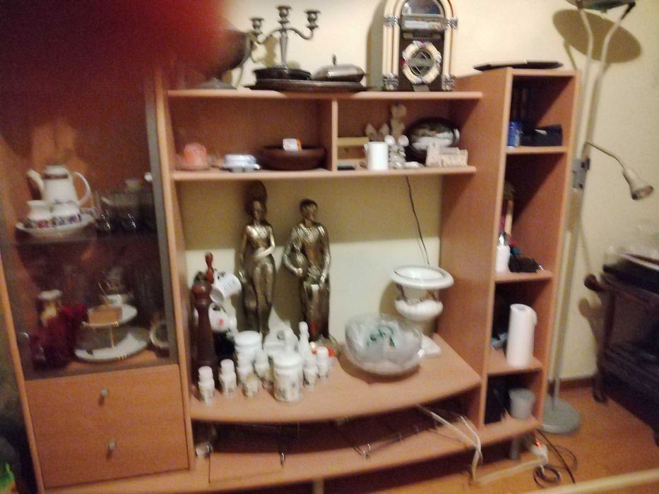 Móvel de sala TV e vitrine