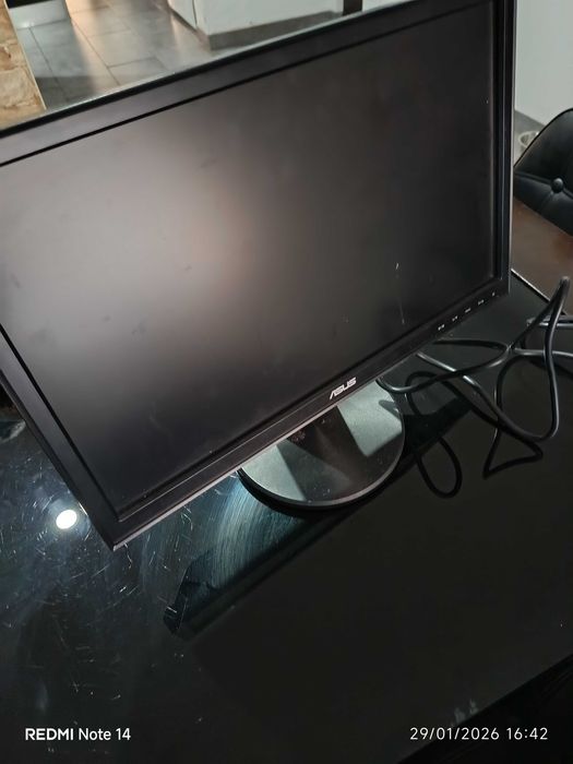 Monitor ASUS com pouco uso