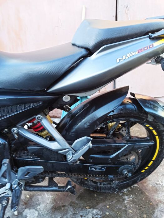 Продам мотоцикл bajaj