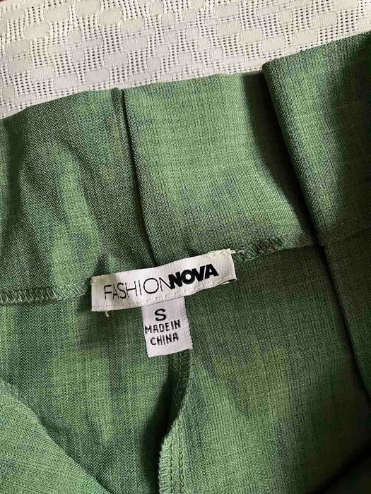 Брюки  женские FASHIONNOVA