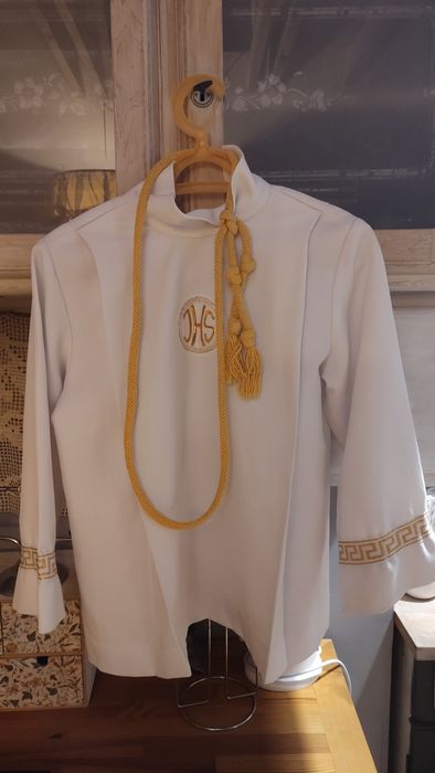 Alba komunijna dla chłopca