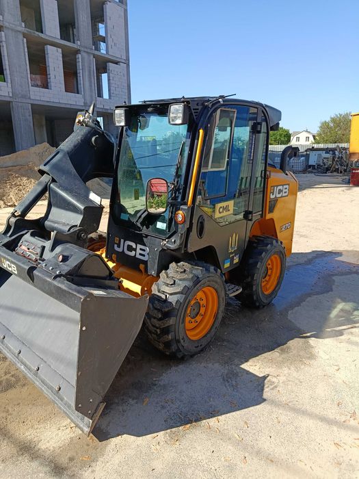 Міні навантажувач JCB 270