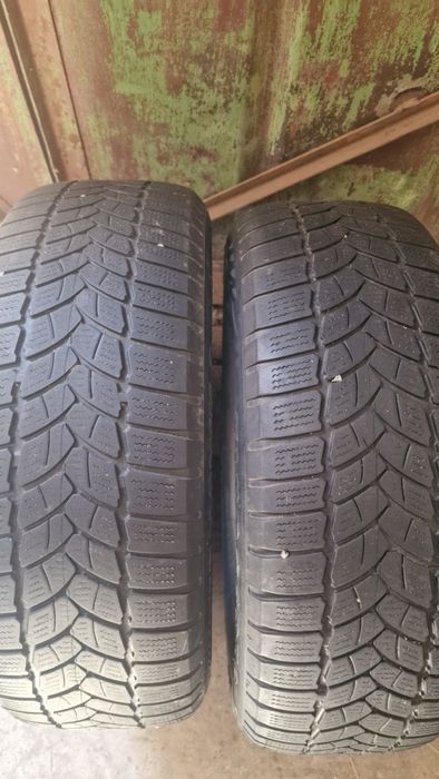 Продам пару зимних шин 195/60 r15