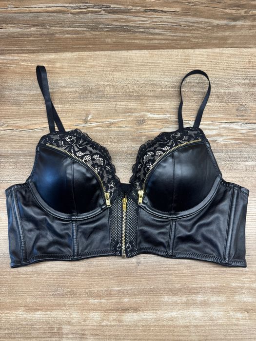 Private collection by Hunkemöller biustonosz  ze skóry z zameczkami