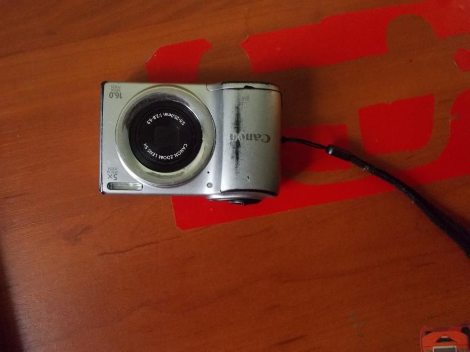 Фотоапарат Canon