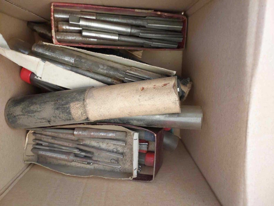 Gwintowniki maszynowe ręczne nowe od m 3 rurowe 1,2cala