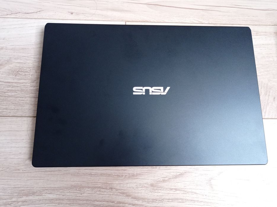 Ноутбук asus e410m