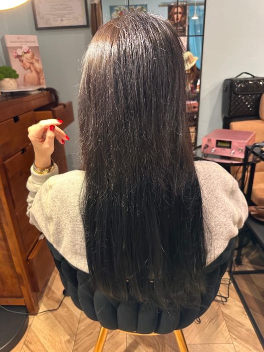 Przedłużanie włosów/ włosy naturalne najwyższej jakości