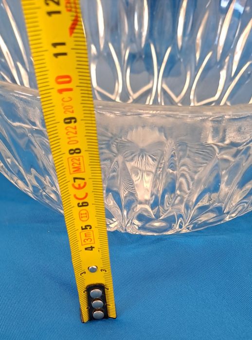 Conjunto 2 tacas/ saladeiras em vidro lapidado