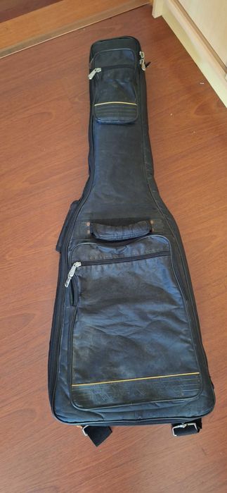 Mochila almofadada em veludo por dentro para guitara elétrica