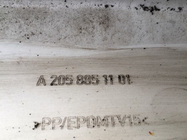 Mercedes c Klasa w205 Lift- Zderzak Przód