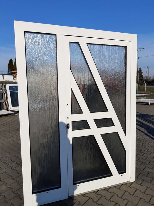 Drzwi aluminiowe 160x215