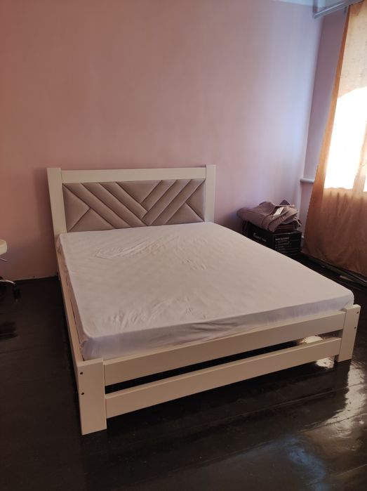 Кровать ліжко деревяне діван тахта