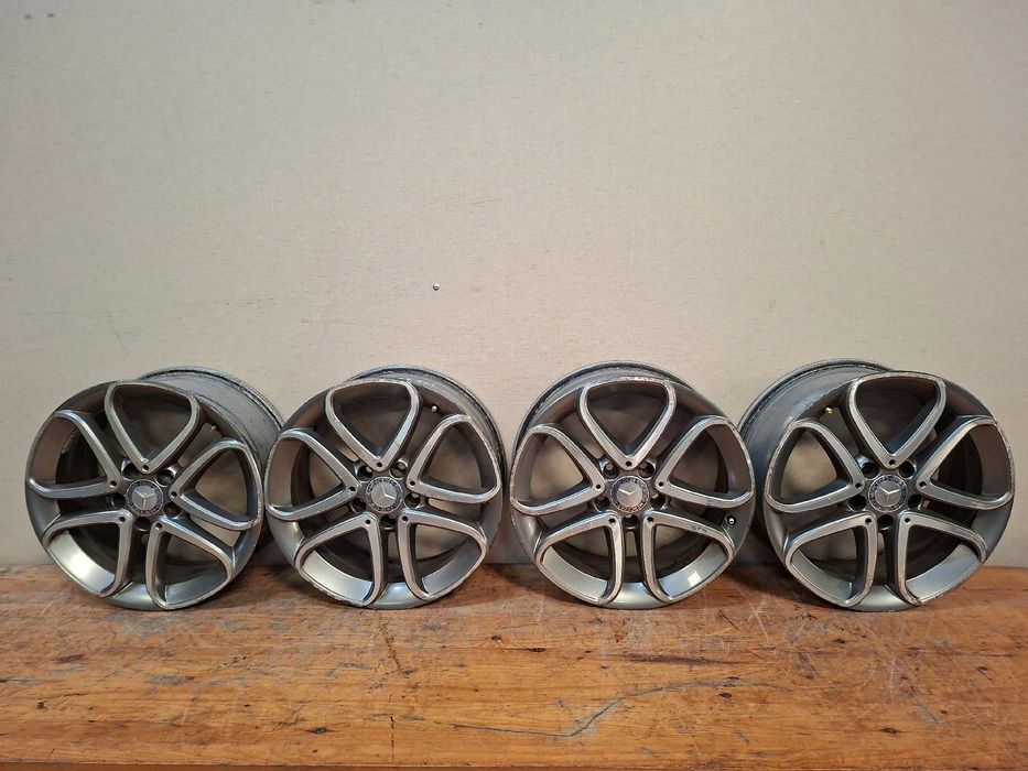 Conjunto de jantes MERCEDES-BENZ Classe A (W176)