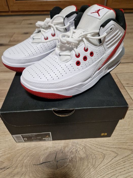 Nowe-Buty Jordan r.41