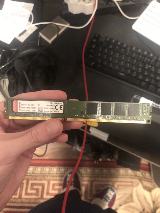 Оперативна памʼять Samsung DDR3 2 GB