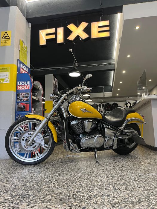 Kawasaki VN 900 C de 2007 ( Vulcan 900). Uma custom de referencia