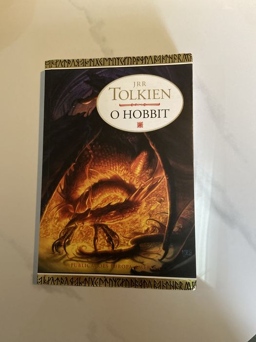 O Hobbit. J.R.R.Tolkein